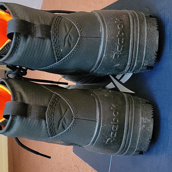 NEW Reebok Club C Sneaker Boots - Picture 9 of 12